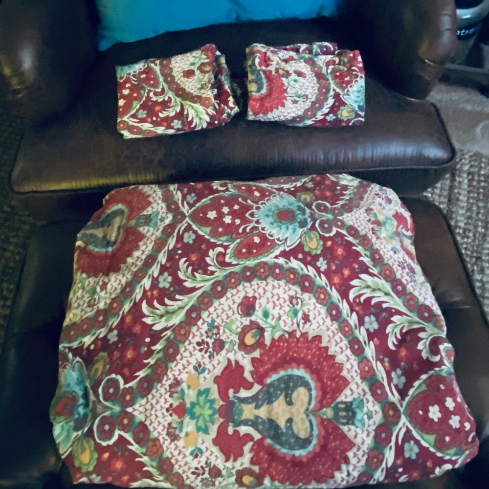 Pottery Barn King/Cal-King Duvet Set🌺